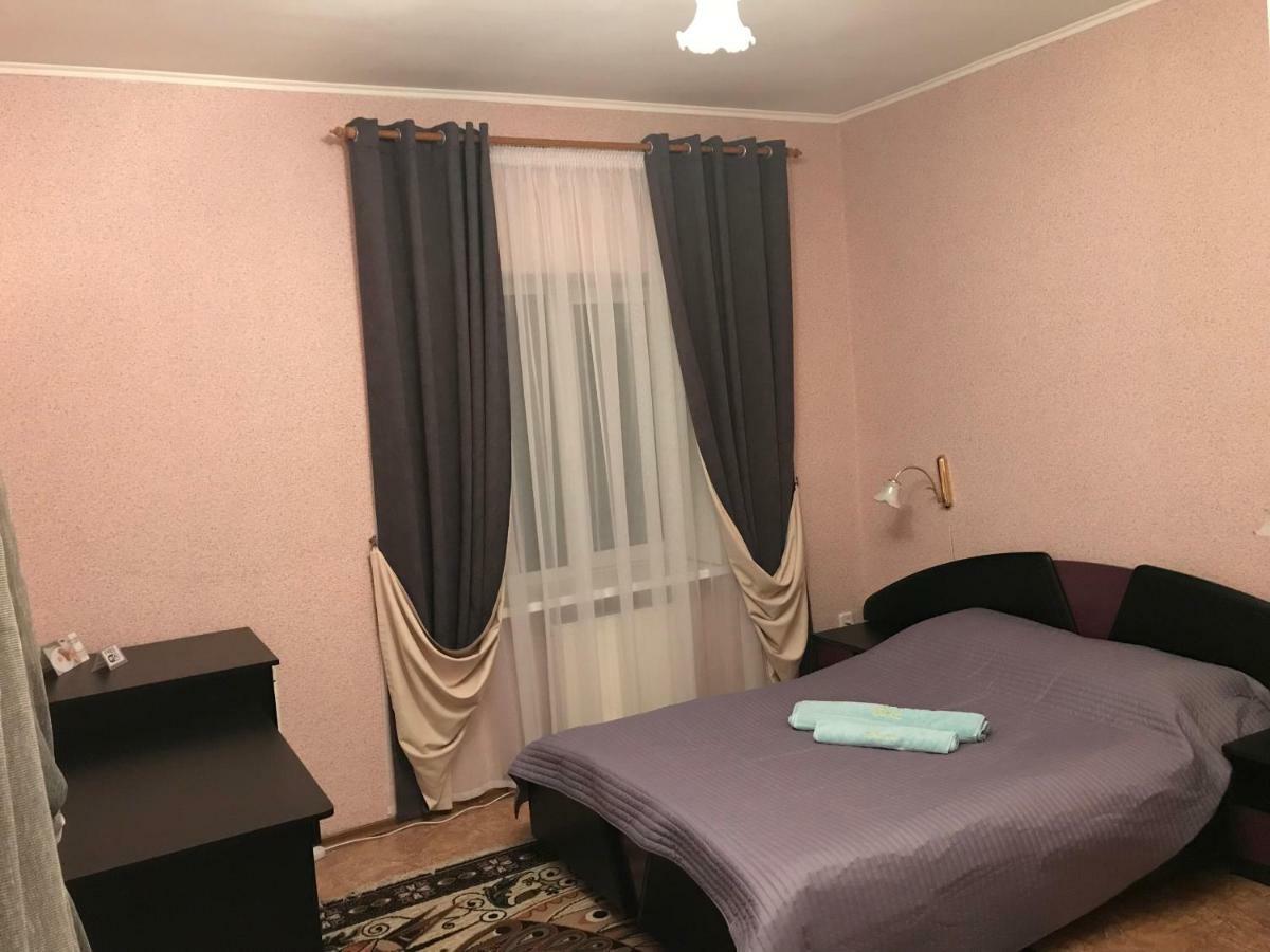 Отель "Natali" 尼古拉耶夫 外观 照片